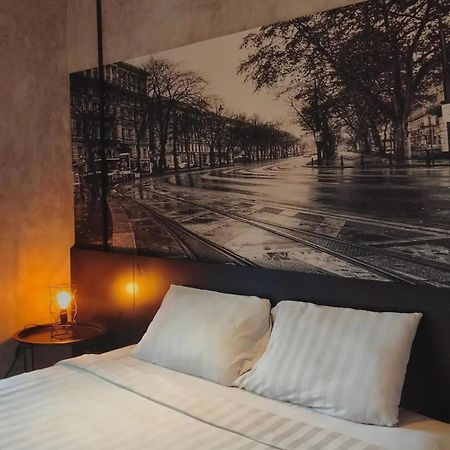 Nava One Hotell Semarang Exteriör bild